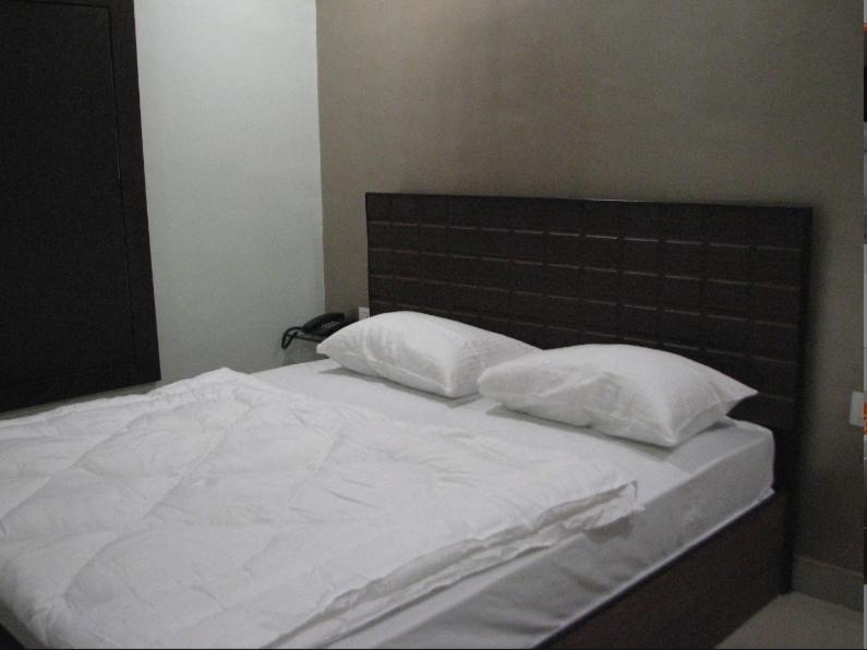 Hotel Confirm Inn Kota Kota  Zewnętrze zdjęcie